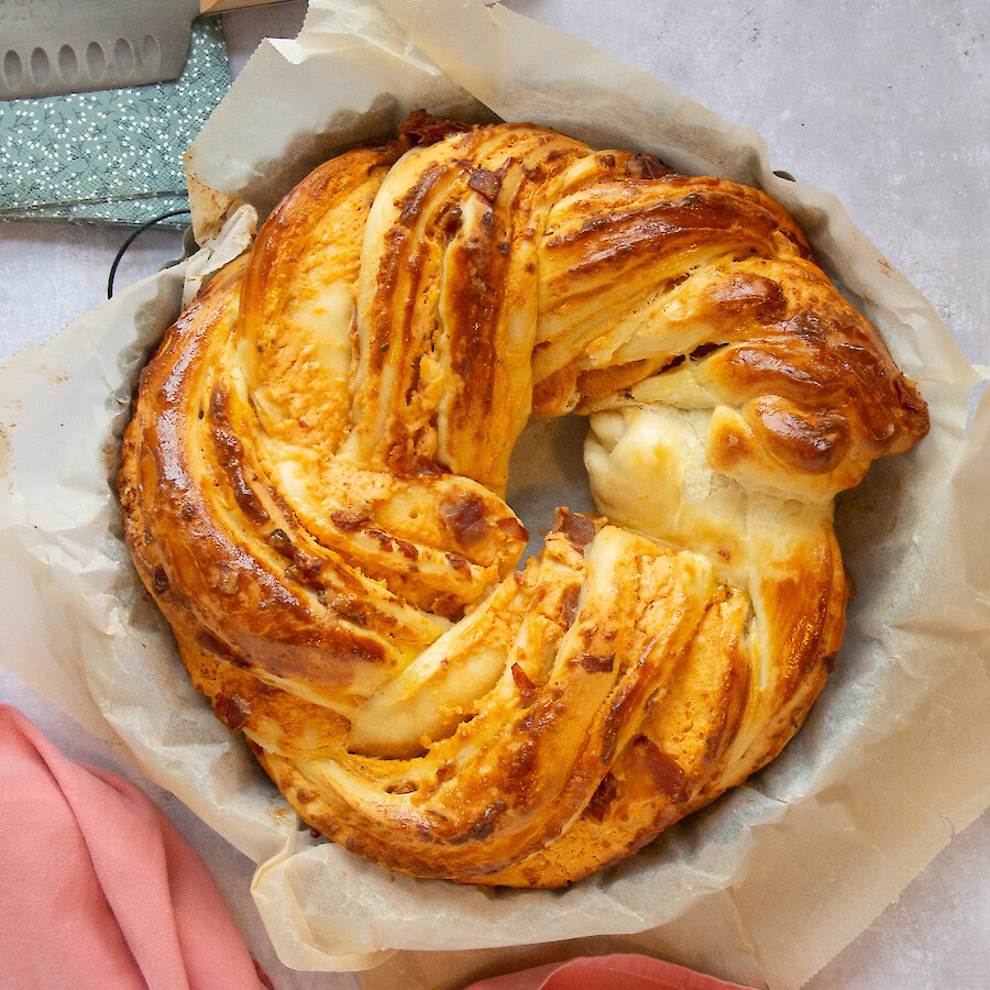 Partykranz mit Serranoschinken - Rezepte mit Herz|Partykranz mit Serranoschinken und Feta