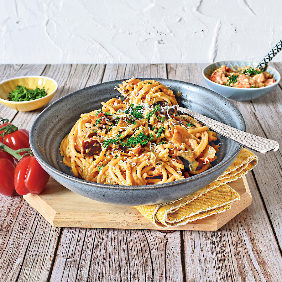 Spaghetti mit Auberginen-Sauce