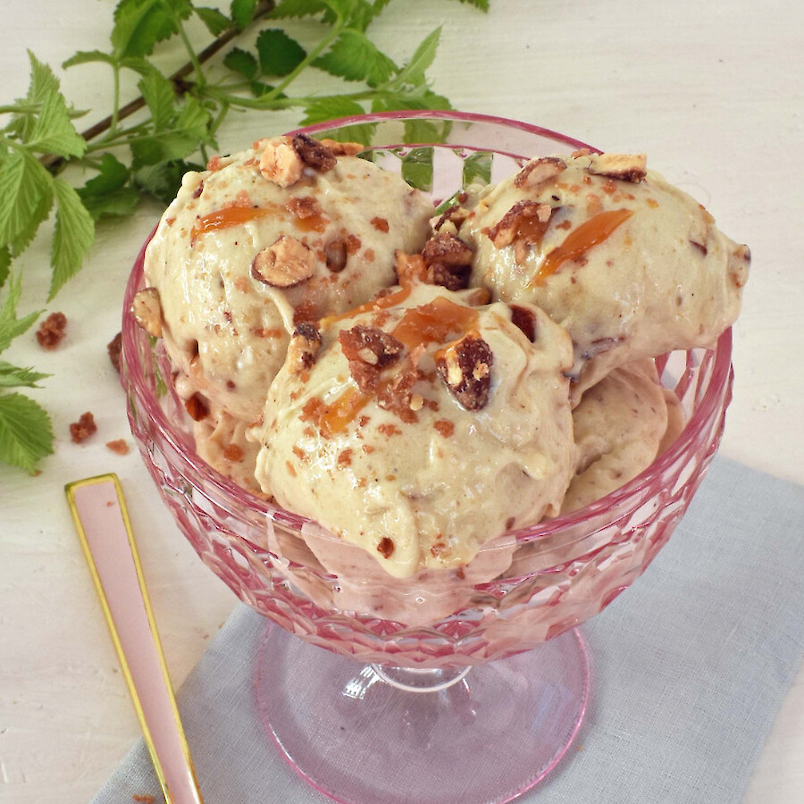 Mandel-Karamell-Nicecream